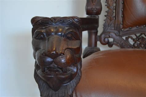 Lord Raffles Replica Lion Head Throne 